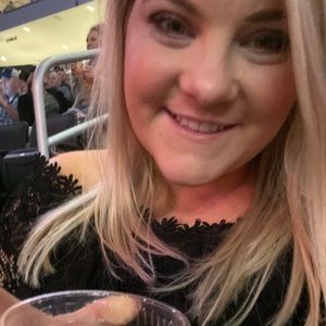 Meet your Posher, Allie